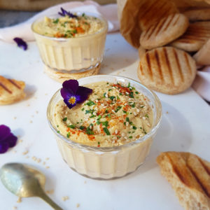 questa immagine rappresenta hummus di ceci perfetto ricetta di pasticciandoconlafranca