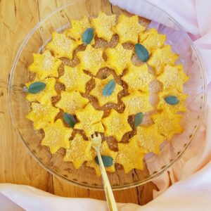 questa immagine rappresenta stelline di polenta e lenticchie ricetta di pasticciandoconlafranca