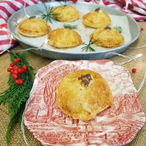 questa foto rappresenta i mini strudel di verdure ricetta di pasticciandoconlafranca