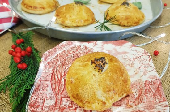 questa foto rappresenta i mini strudel di verdure ricetta di pasticciandoconlafranca