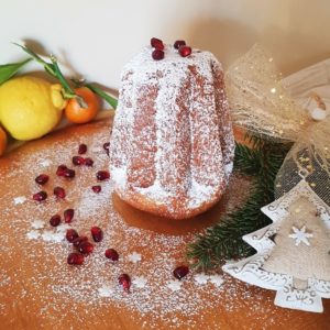 questa immagine rappresenta pandoro vegan ricetta di pasticciandoconlafranca