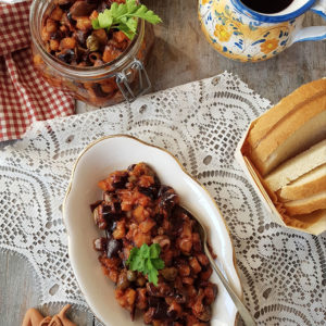 questa foto rappresenta la caponata di melanzane o caponatina ricetta di pasticciandoconlafranca