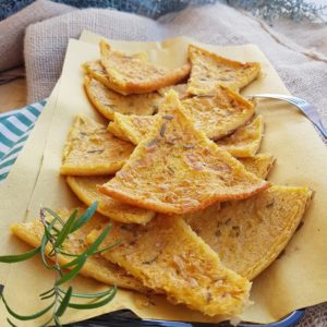 questa immagine rappresenta farinata di ceci ricetta di pasticciandoconlafranca