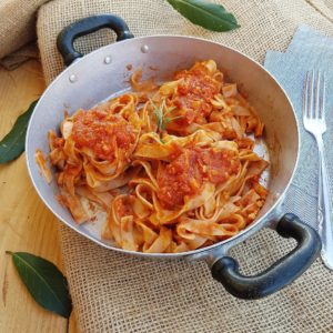 questa foto rappresenta il ragù di tempeh ricetta di pasticciandoconlafranca