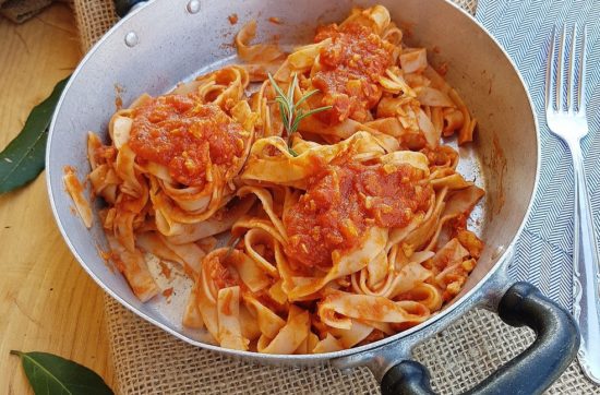 questa foto rappresenta il ragù di tempeh ricetta di pasticciandoconlafranca