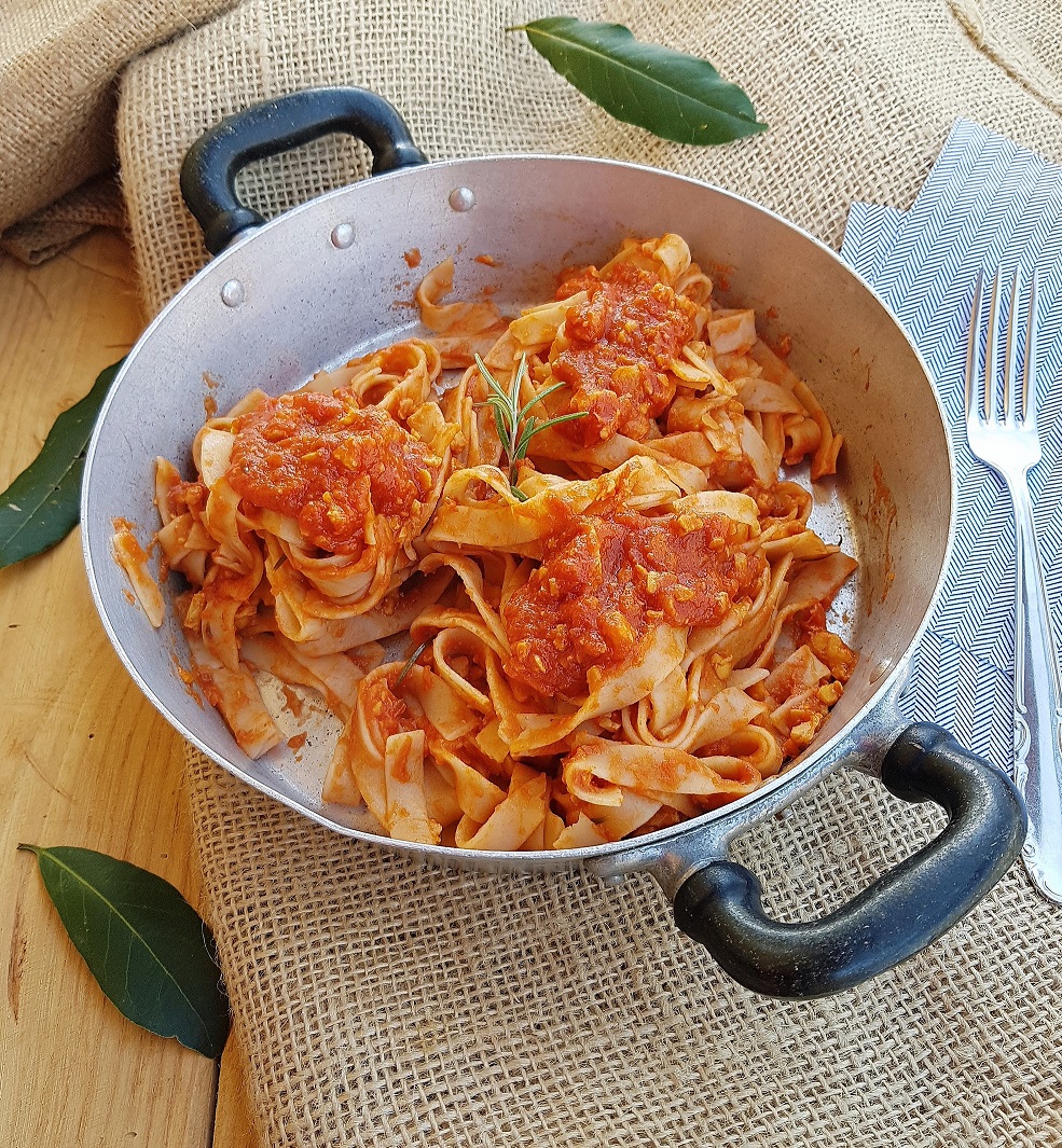 questa foto rappresenta il ragù di tempeh ricetta di pasticciandoconlafranca