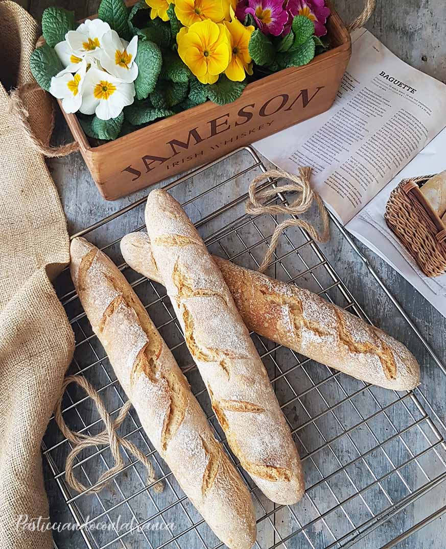 questa foto rappresenta baguette al kamut e lievito madre pasticciandoconlafranca