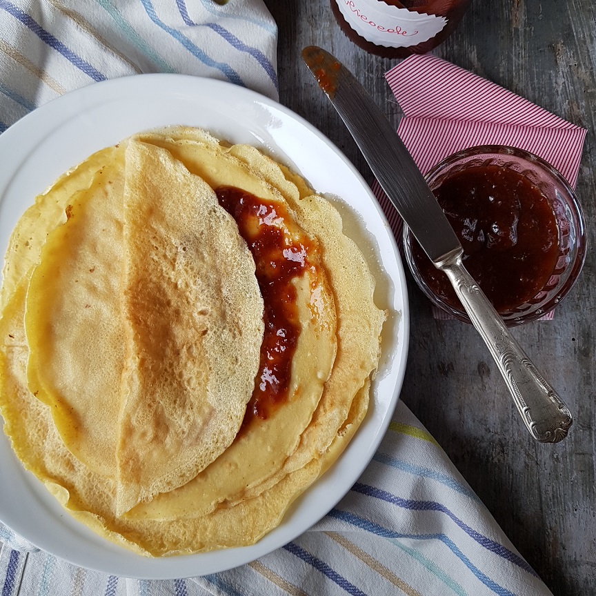 questa foto rappresenta le crepes dolci vegane ricetta di pasticciandoconlafranca