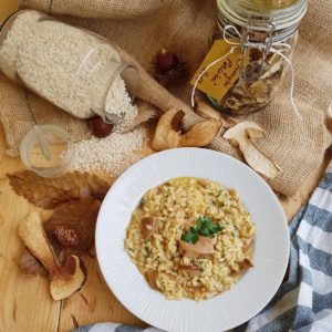 questa immagine rappresenta risotto ai funghi porcini ricetta di pasticciandoconlafranca