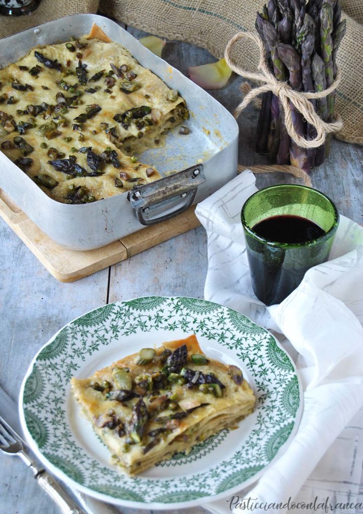 questa immagine rappresenta lasagna primavera asparagi e piselli ricetta di pasticciandoconlafranca