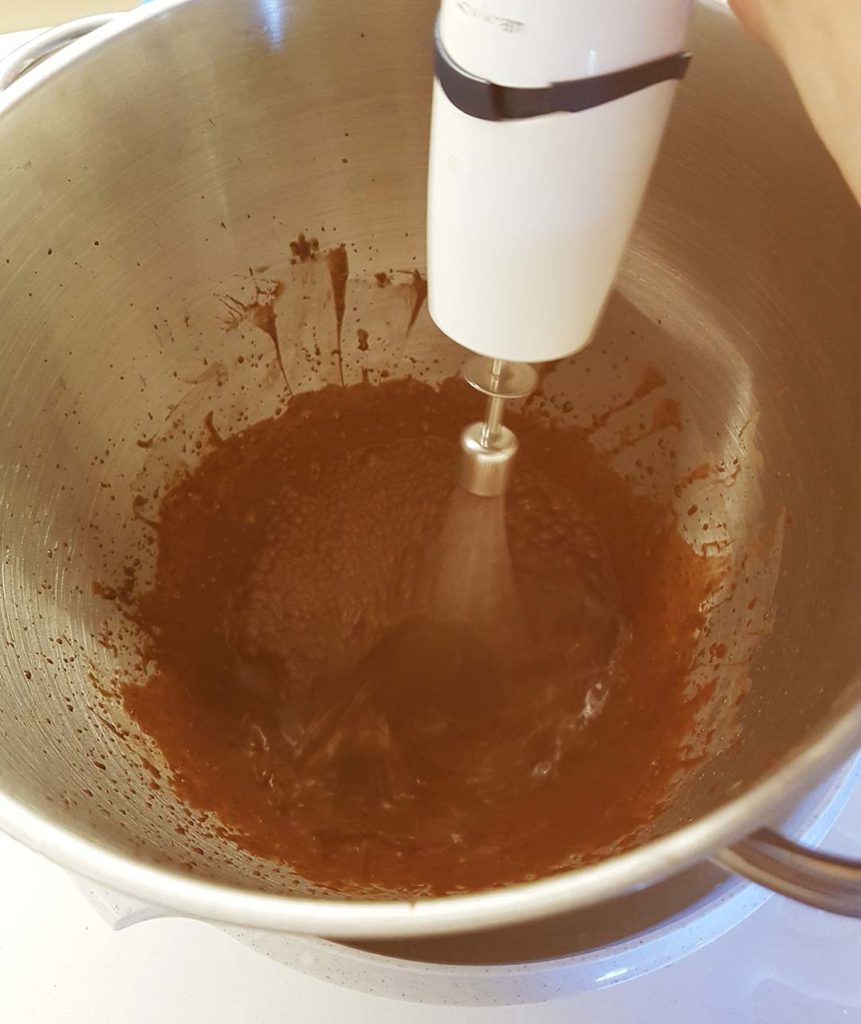 questa immagine rappresenta la mousse di cioccolato all'acqua ricetta di pasticciandoconlafranca