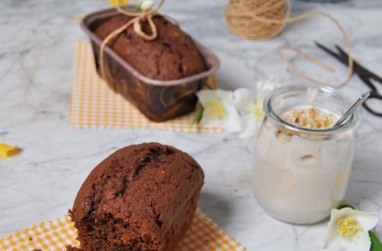 questa immagine rappresenta plumcake soffice ciocco-nocciola ricetta di pasticciandoconlafranca