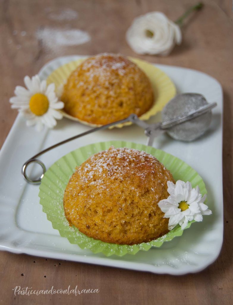 questa immagine rappresenta tortine soffici alle carote "camille" ricetta di pasticciandoconlafranca