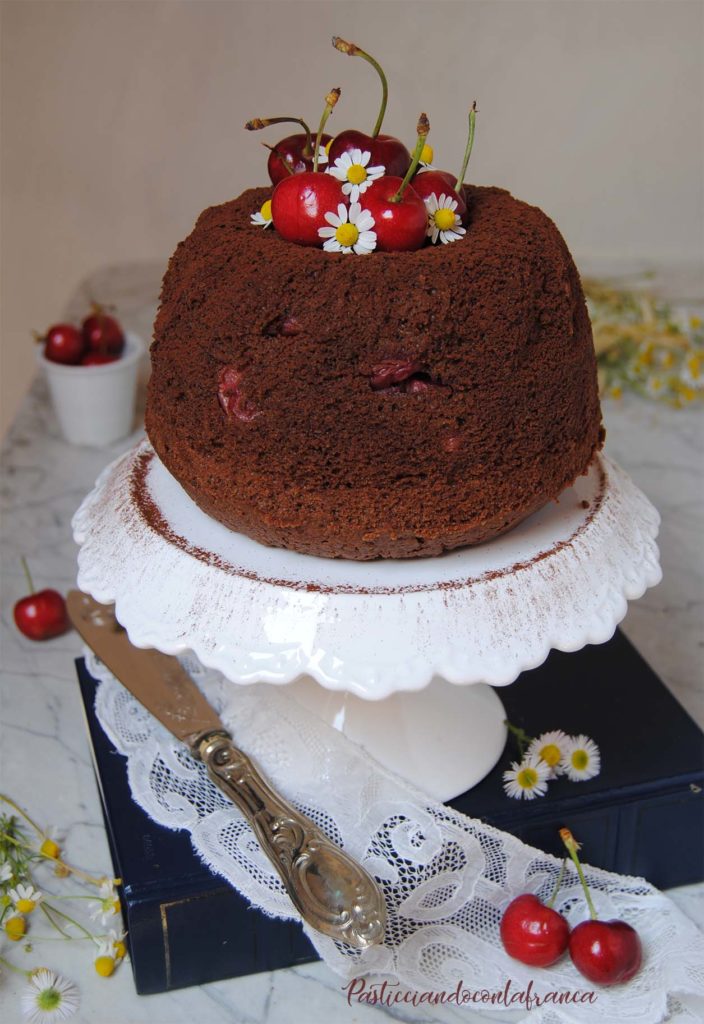 Bundt cake cioccolato e ciliegie ricette di pasticciandoconlafranca