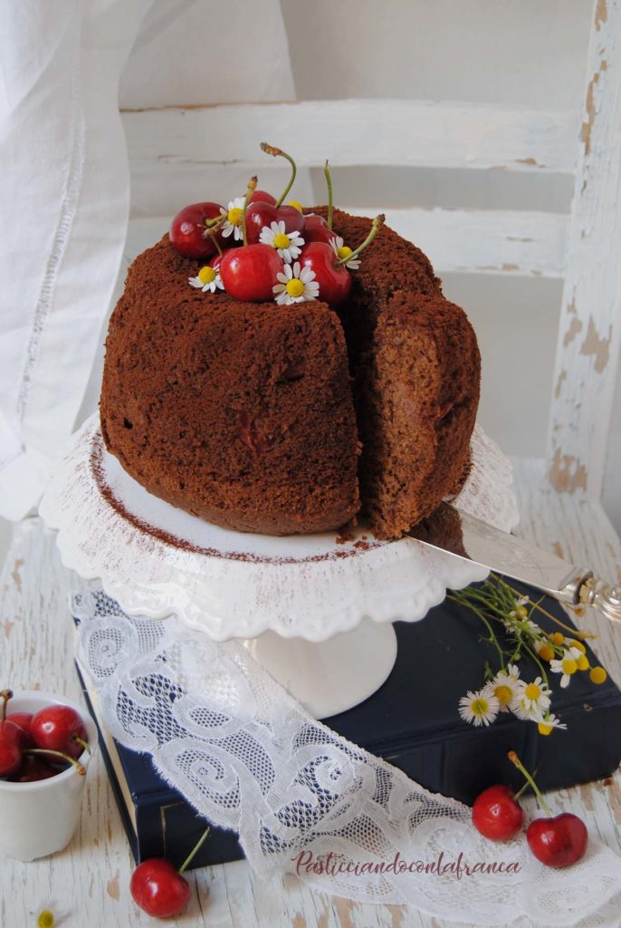 Bundt cake cioccolato e ciliegie ricette di pasticciandoconlafranca