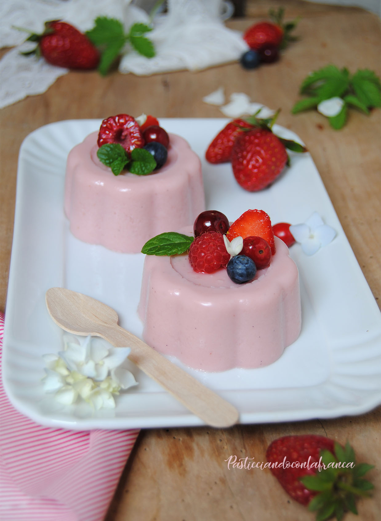 budino di mandorla alla fragola ricetta di pasticciandoconlafranca