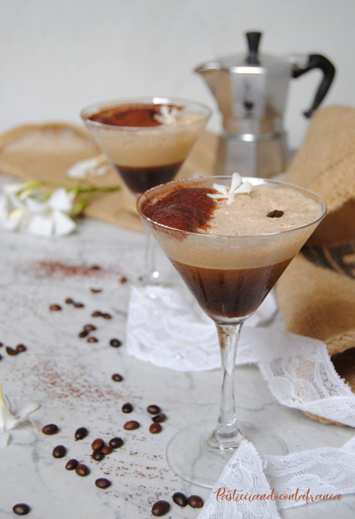 caffè freddo shakerato all'amaretto ricetta di pasticciandoconlafranca