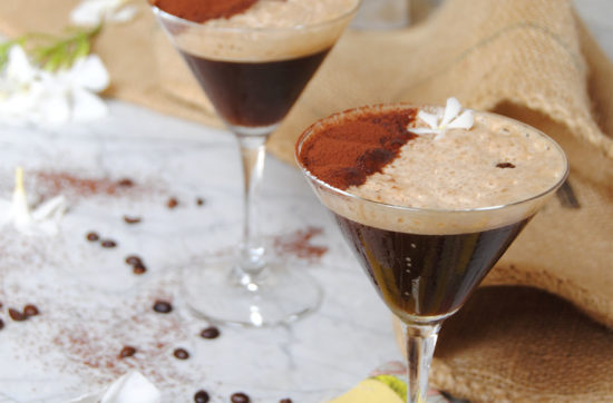 caffè freddo shakerato all'amaretto ricetta di pasticciandoconlafranca