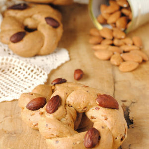 questa immagine rappresenta taralli napoletani all'olio di oliva ricetta di pasticciandoconlafranca