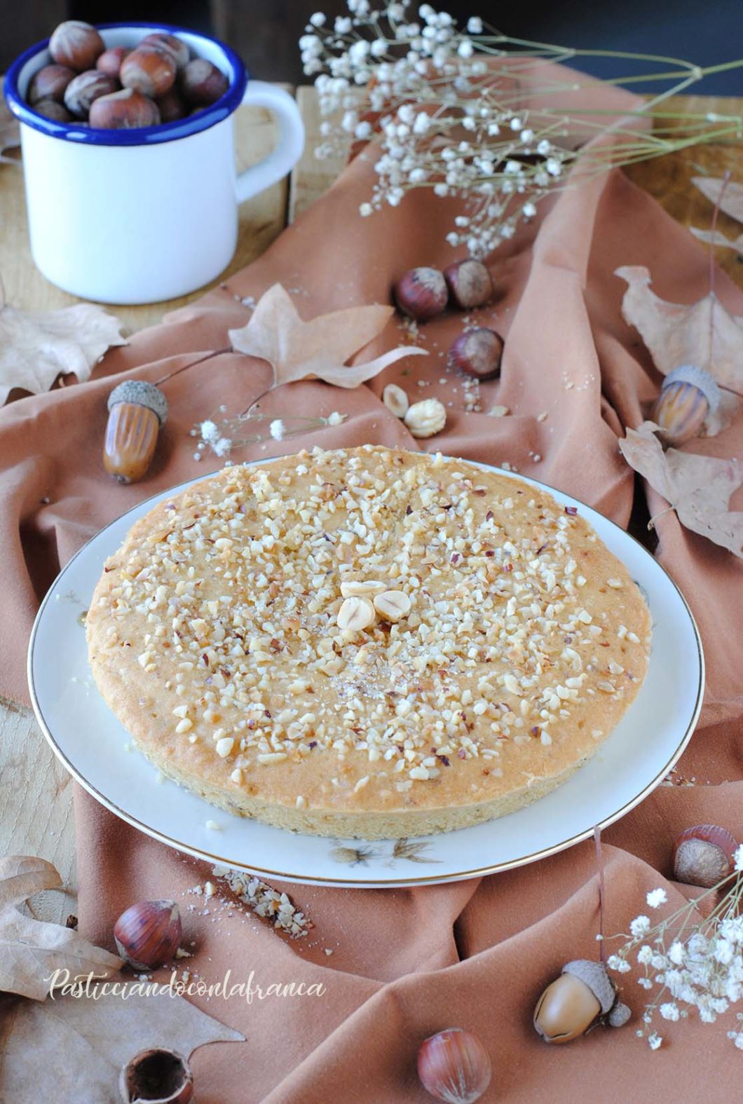 questa immagine rappresenta torta langarola alle nocciole ricetta di pasticciandoconlafranca