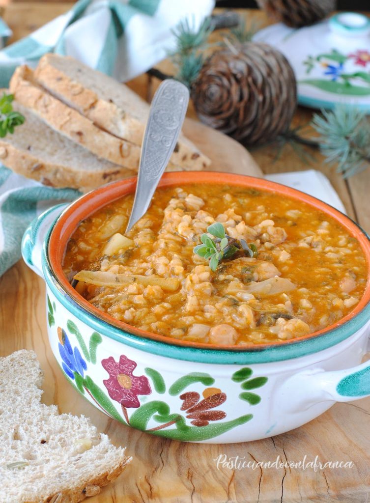 questa immagine rappresenta minestrone dell'artusi veganizzato ricetta di pasticciandoconlafranca