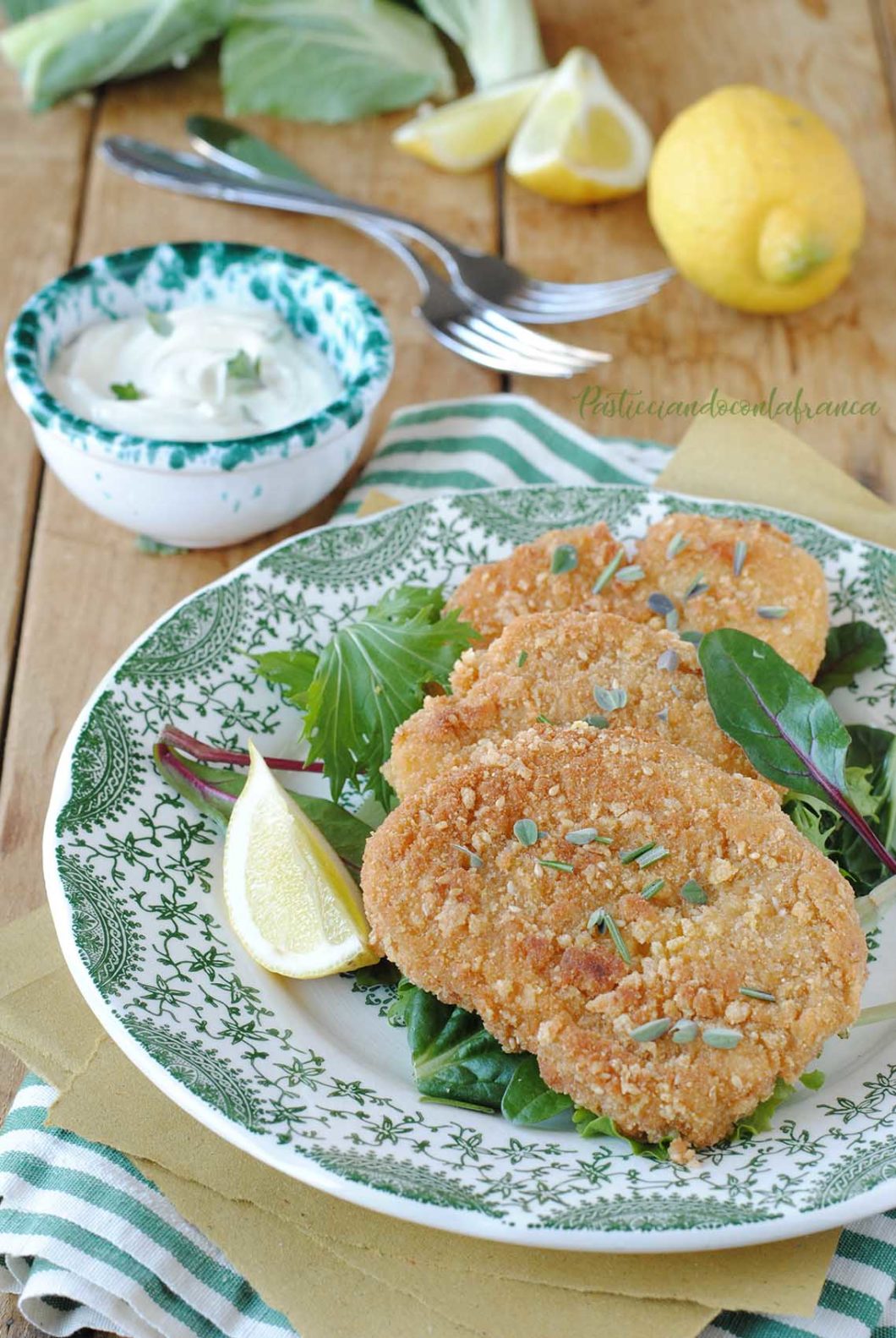 questa immagine rappresenta cotolette di cavolfiore ricetta di pasticciandoconlafranca