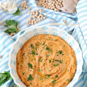 questa immagine rappresenta hummus ai peperoni ricetta di pasticciandoconlafranca