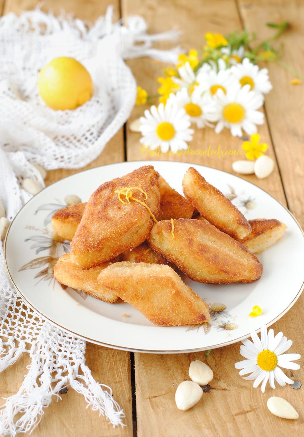 questa immagine rappresenta semolino dolce fritto ricetta di pasticciandoconlafranca