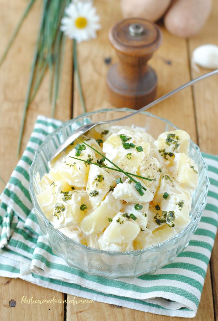 questa immagine rappresenta insalata tiepida di patate ricetta di pasticciandoconlafranca