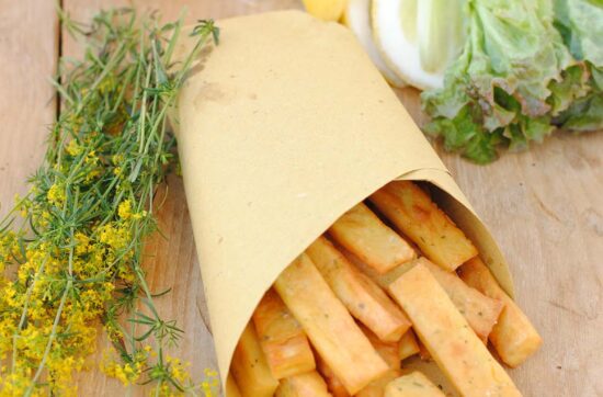 questa immagine rappresenta patatine di panissa al forno ricetta di pasticciandoconlafranca