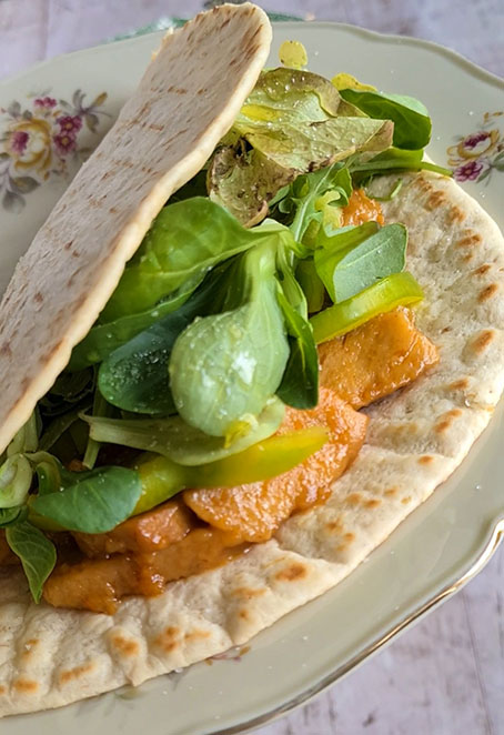 questa immagine rappresenta gli straccetti di seitan all'arancia ricetta di pasticciandoconlafranca