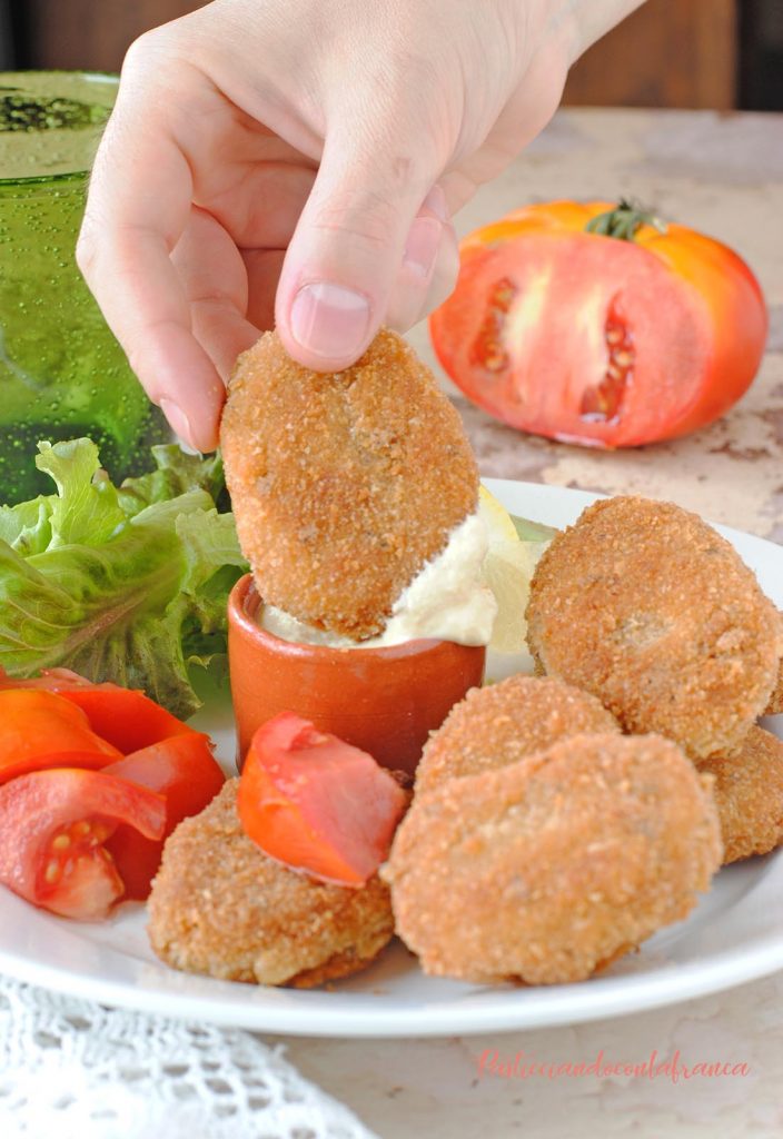 questa immagine rappresenta nuggets vegetali ricetta di pasticciandoconlafranca