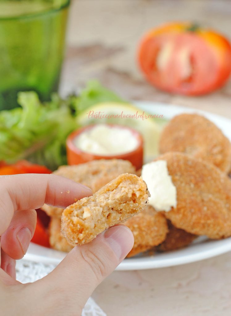 questa immagine rappresenta nuggets vegetali ricetta di pasticciandoconlafranca