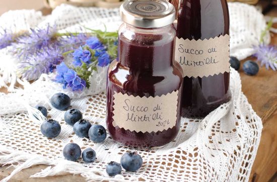 questa immagine rappresenta succo di mirtillo senza zucchero ricetta di pasticciandoconlafranca