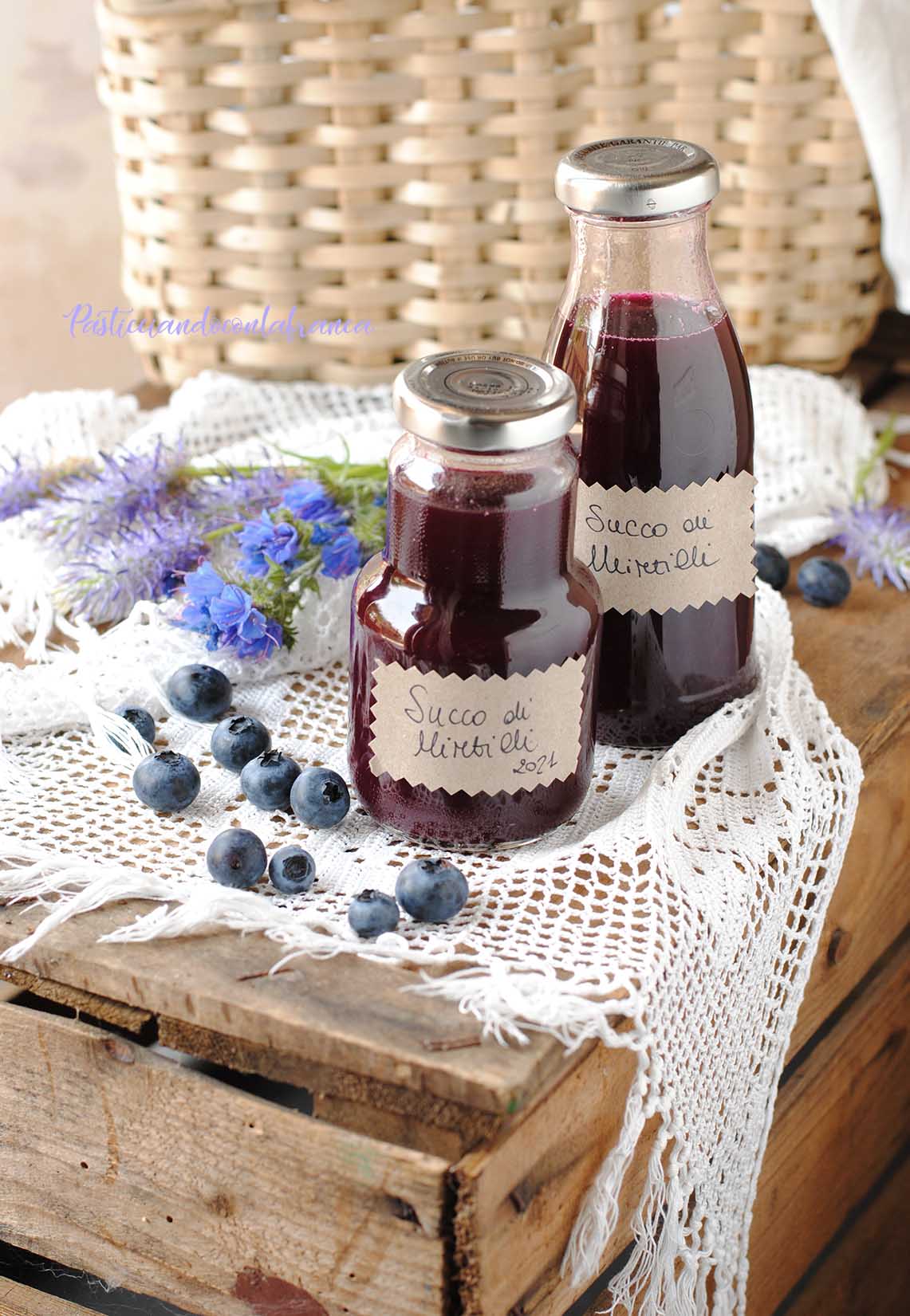 questa immagine rappresenta succo di mirtillo senza zucchero ricetta di pasticciandoconlafranca