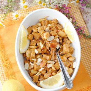 questa immagine rappresenta tempeh Mandorle e Limone ricetta di pasticciandoconlafranca